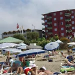 Club Bayar Hotel