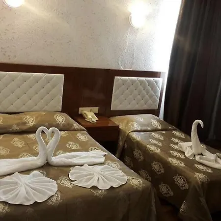 酒店 Club Bayar 阿拉尼亚