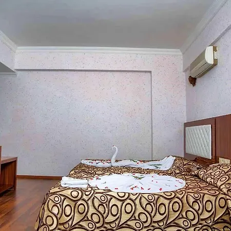 Club Bayar Hotel