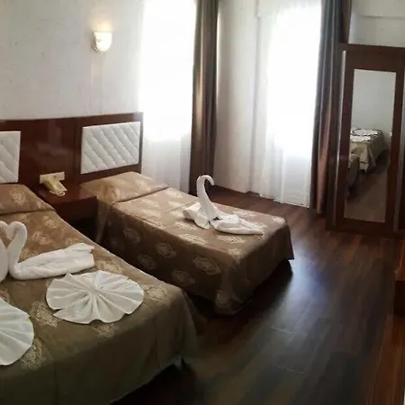 Hotell Club Bayar 4*