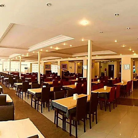 فندق Club Bayar 4*