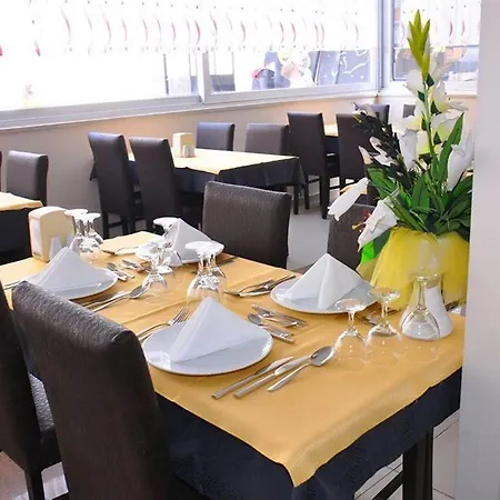 Club Bayar Otel 4*