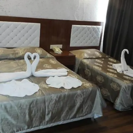 Club Bayar Otel 4*