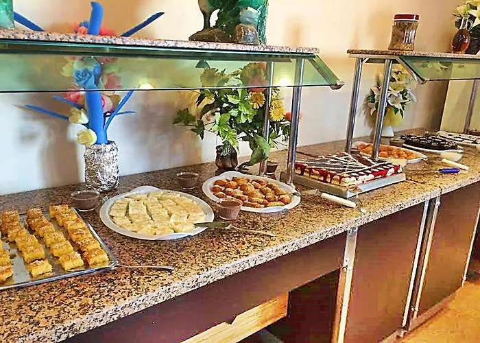 Club Bayar מלון 4*