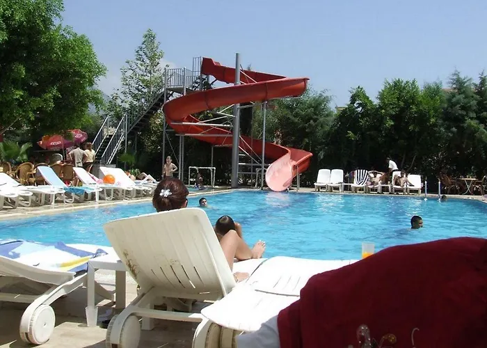 מלון Club Bayar